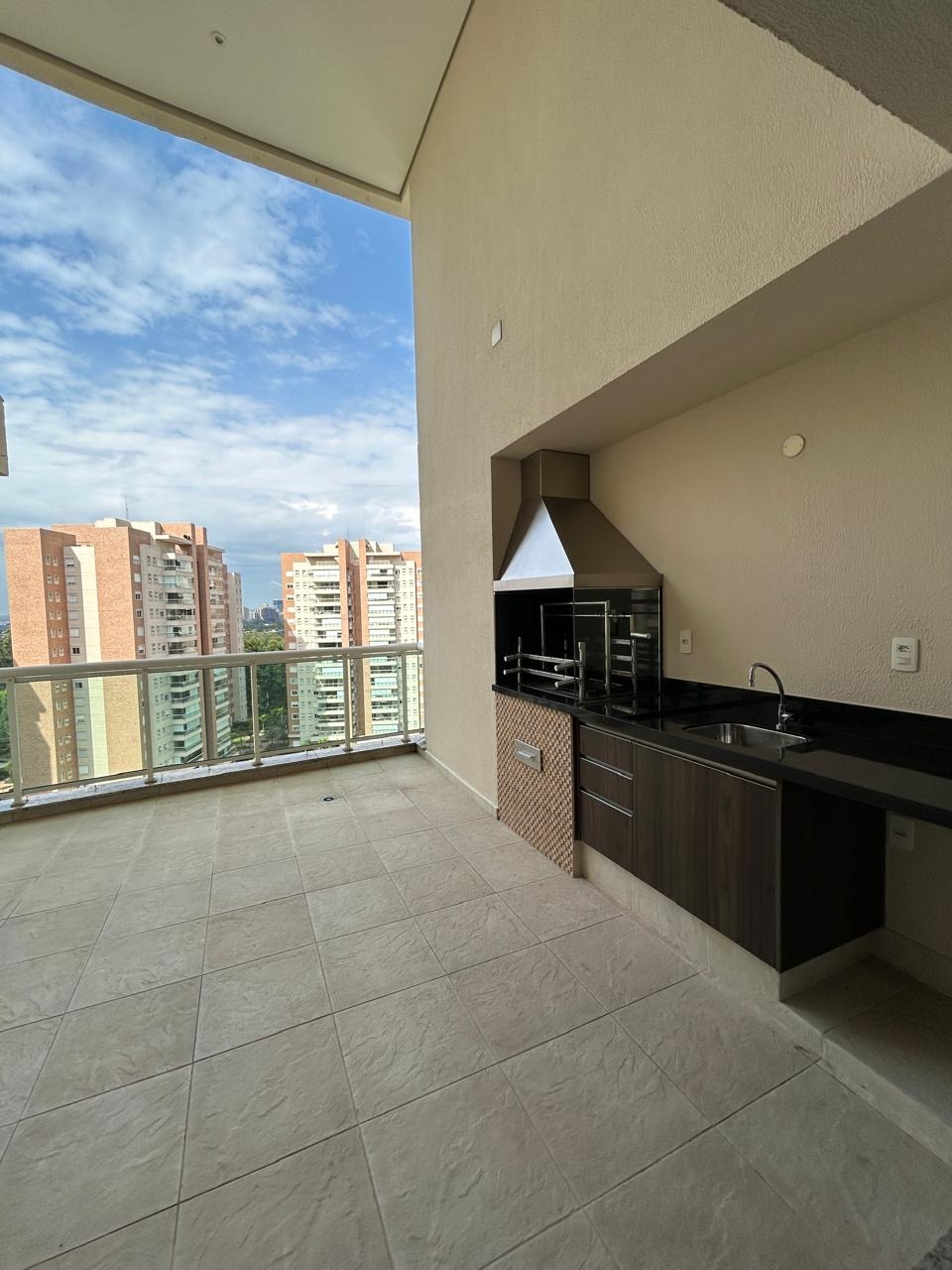 Apartamento à venda com 3 quartos, 172m² - Foto 5