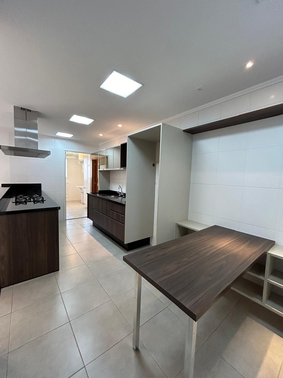 Apartamento à venda com 3 quartos, 172m² - Foto 8