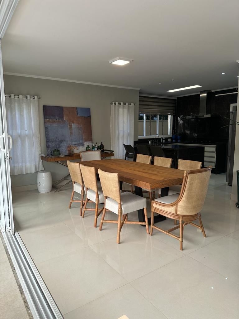 Casa à venda e aluguel com 5 quartos, 340m² - Foto 9