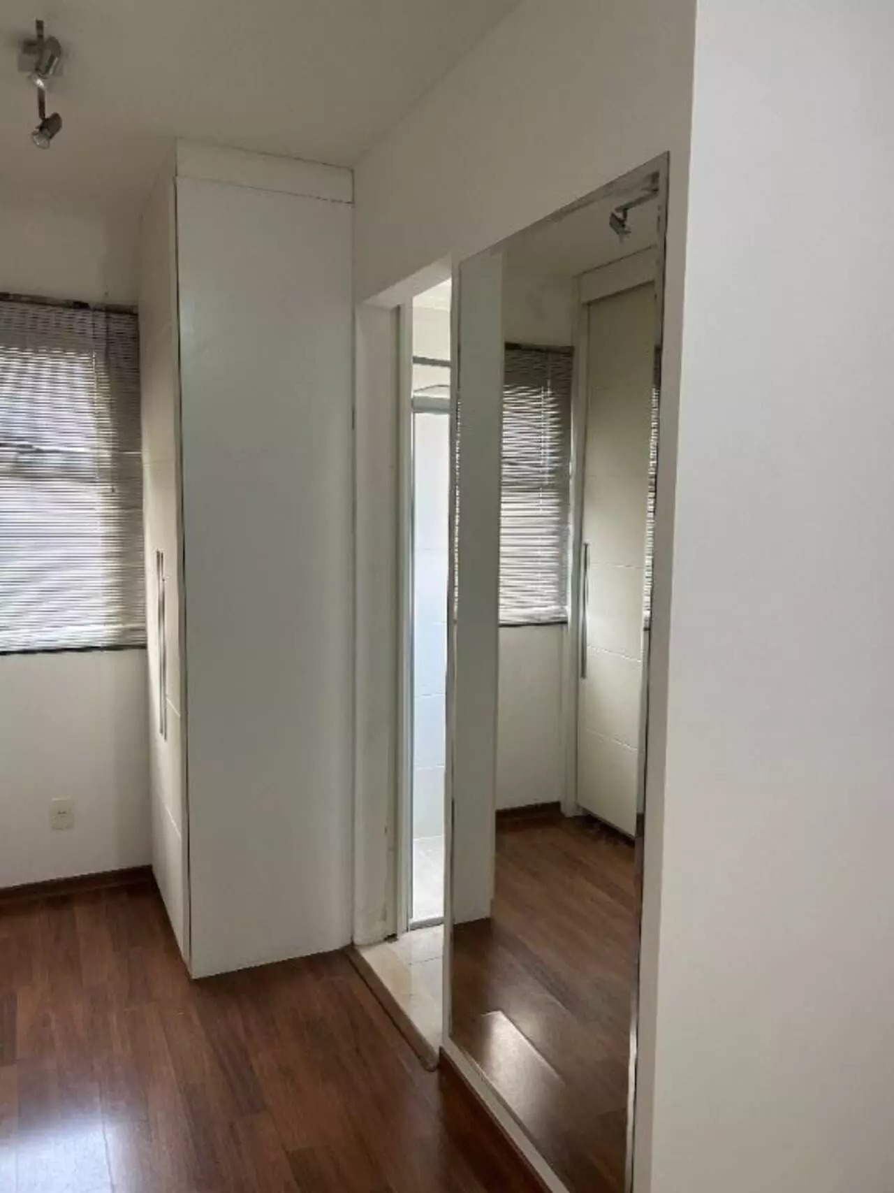 Apartamento para alugar com 2 quartos, 113m² - Foto 14