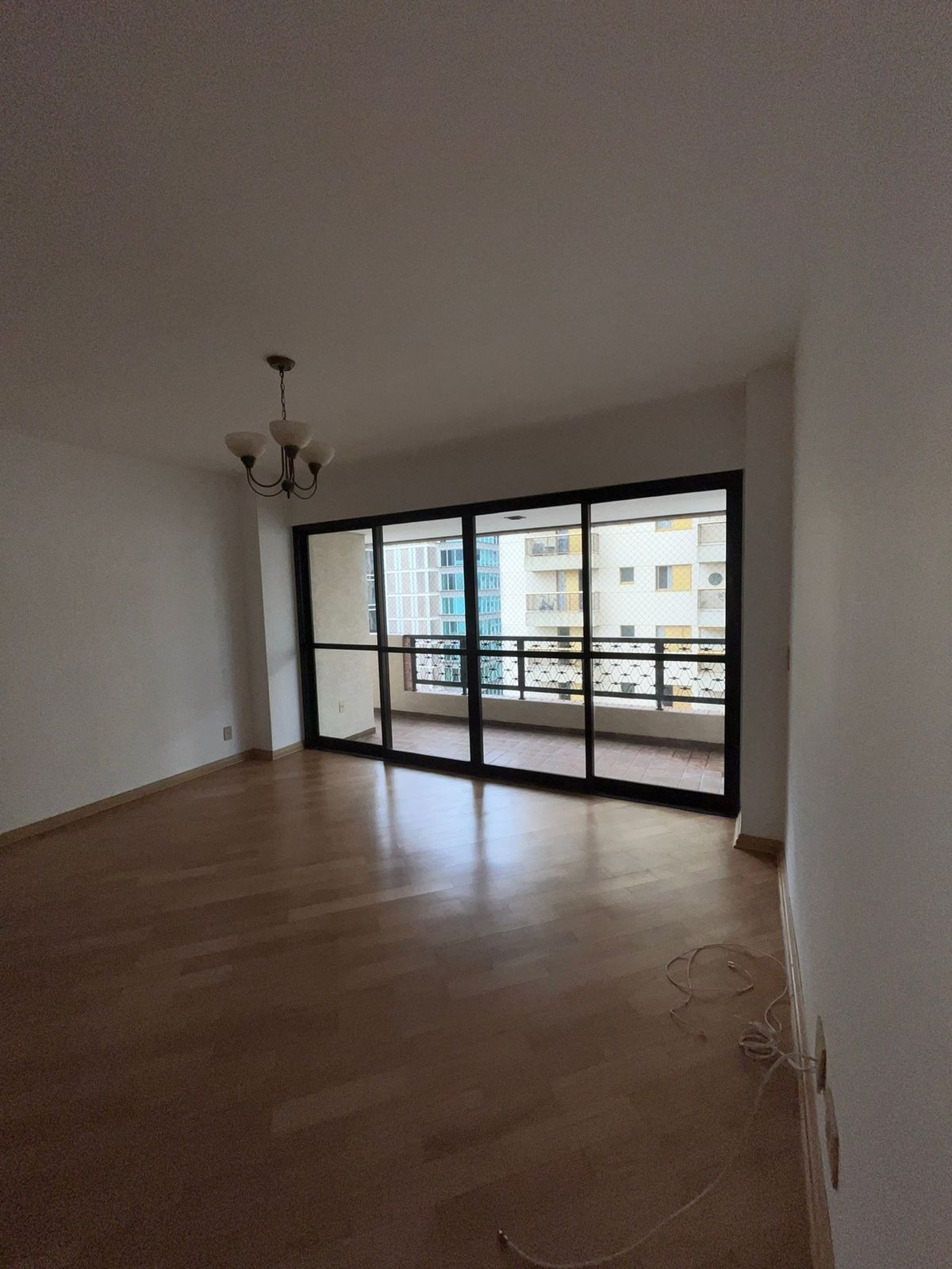 Apartamento para alugar com 3 quartos, 164m² - Foto 1