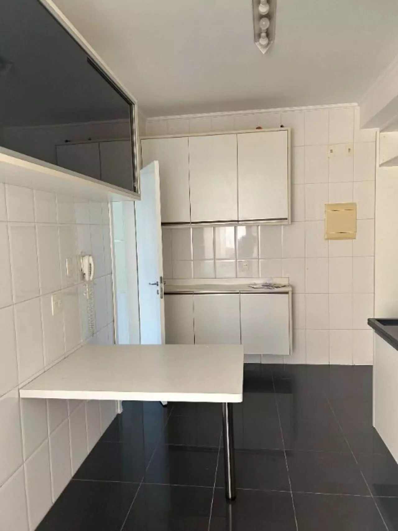 Apartamento para alugar com 2 quartos, 113m² - Foto 9