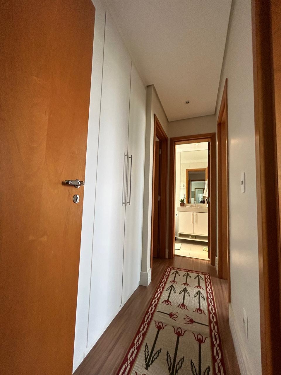 Apartamento à venda com 3 quartos, 122m² - Foto 6