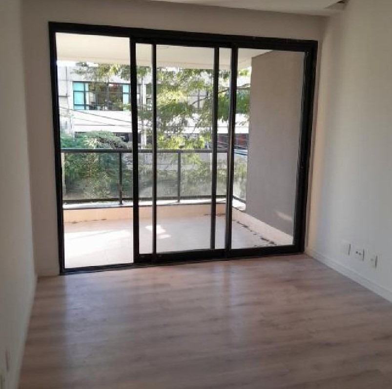 Apartamento à venda com 2 quartos, 85m² - Foto 1