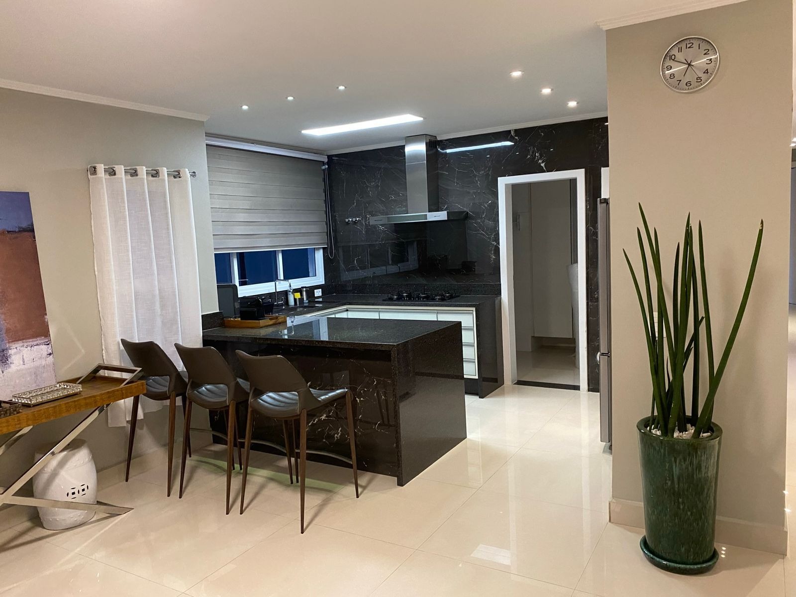 Casa à venda e aluguel com 5 quartos, 340m² - Foto 14