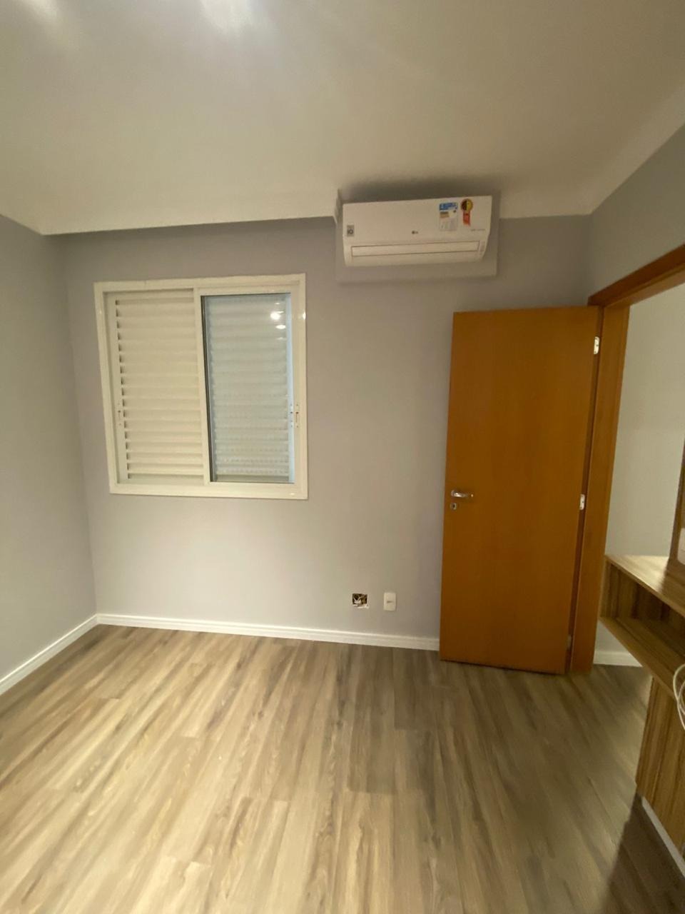 Apartamento à venda e aluguel com 3 quartos, 123m² - Foto 9