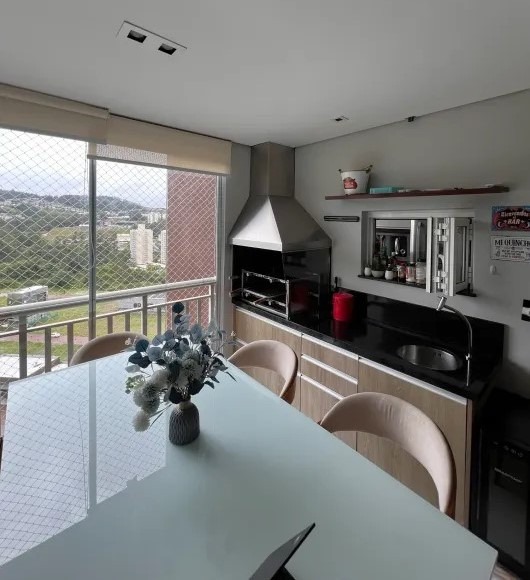 Apartamento à venda com 2 quartos, 72m² - Foto 3