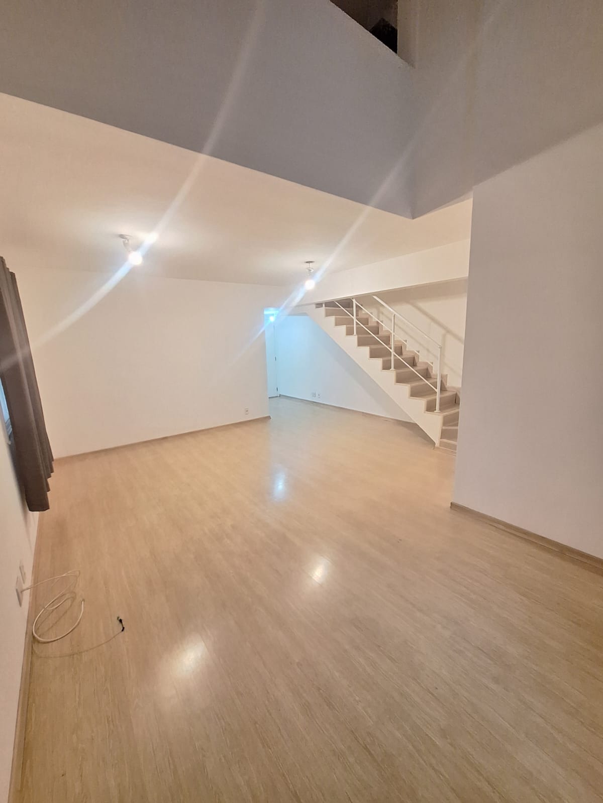 Apartamento para alugar com 2 quartos, 84m² - Foto 2