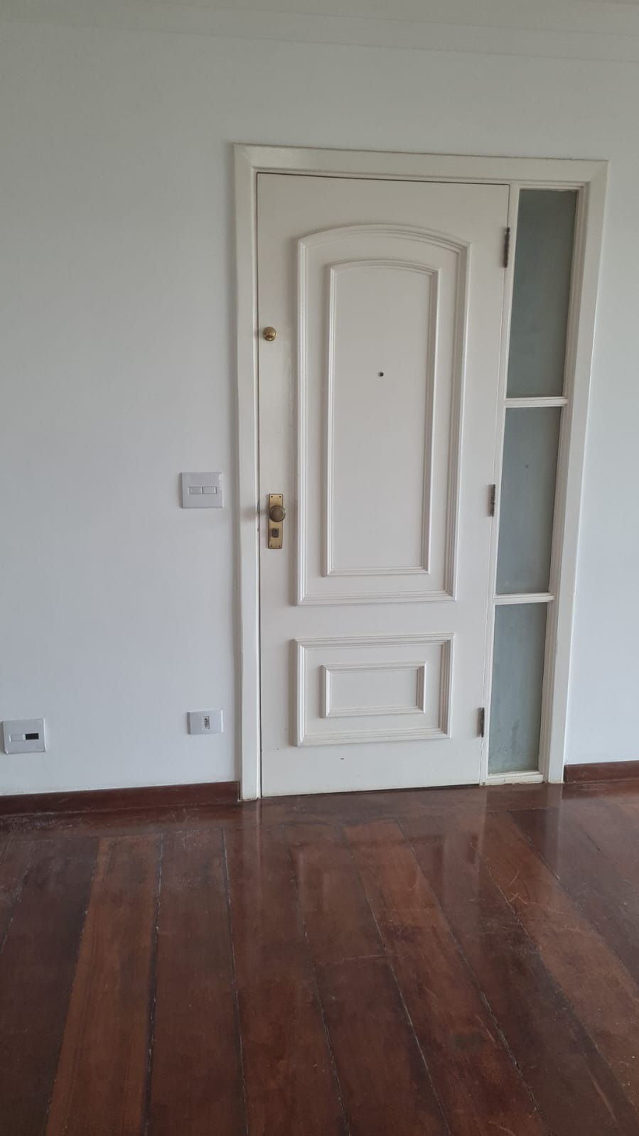 Apartamento para alugar com 3 quartos, 112m² - Foto 4