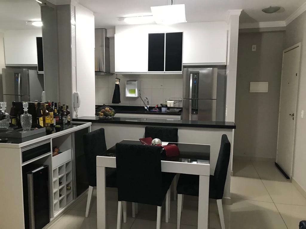 Apartamento para alugar com 2 quartos, 61m² - Foto 9