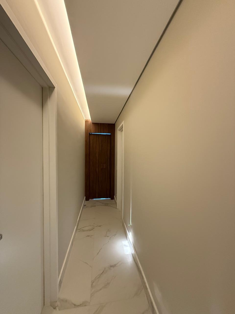 Apartamento à venda com 3 quartos, 180m² - Foto 12