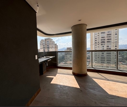 Apartamento à venda com 3 quartos, 180m² - Foto 3