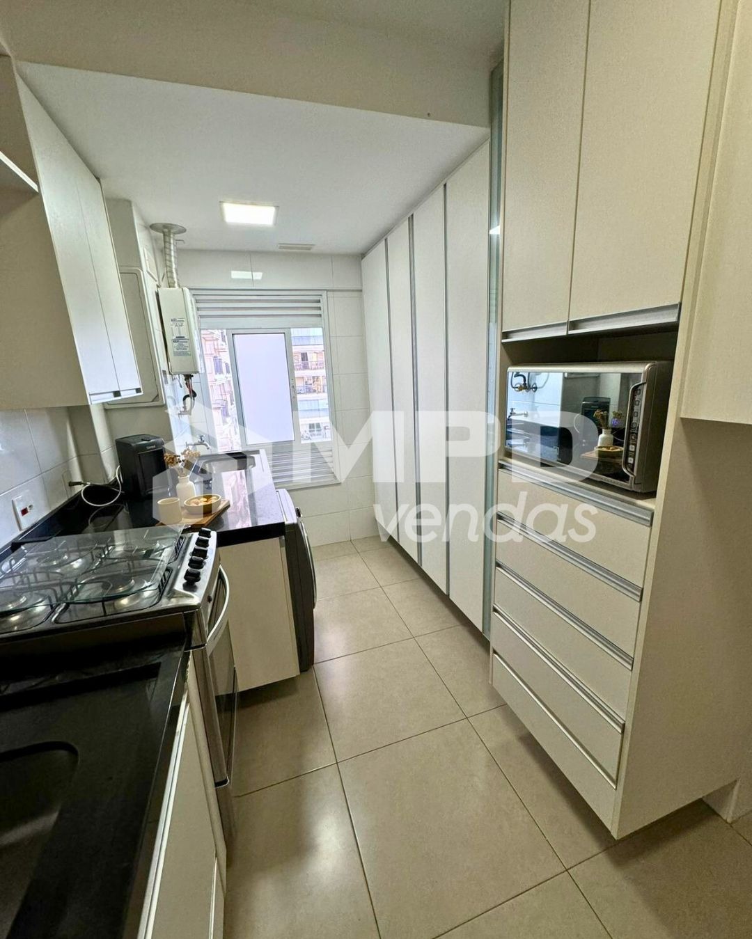 Apartamento à venda com 1 quarto, 52m² - Foto 28