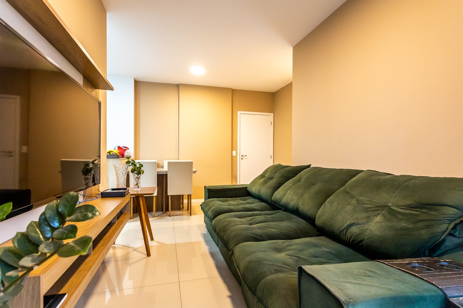 Apartamento à venda com 3 quartos, 83m² - Foto 3