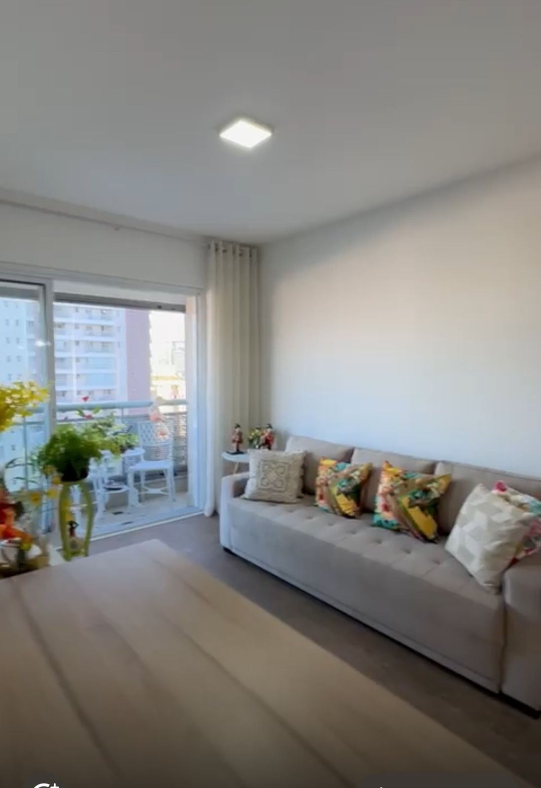 Apartamento à venda com 1 quarto, 52m² - Foto 1