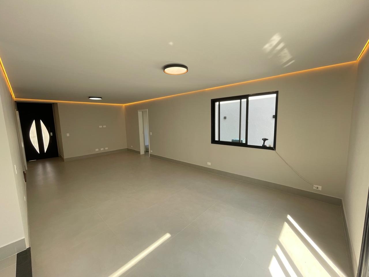 Casa à venda com 4 quartos, 257m² - Foto 4