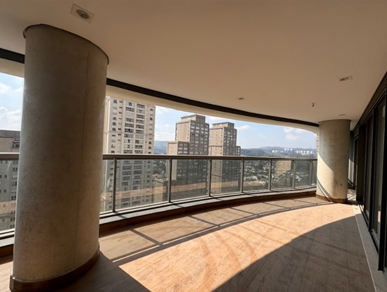 Apartamento à venda com 3 quartos, 180m² - Foto 1