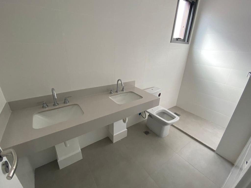 Casa de Condomínio à venda com 3 quartos, 200m² - Foto 31