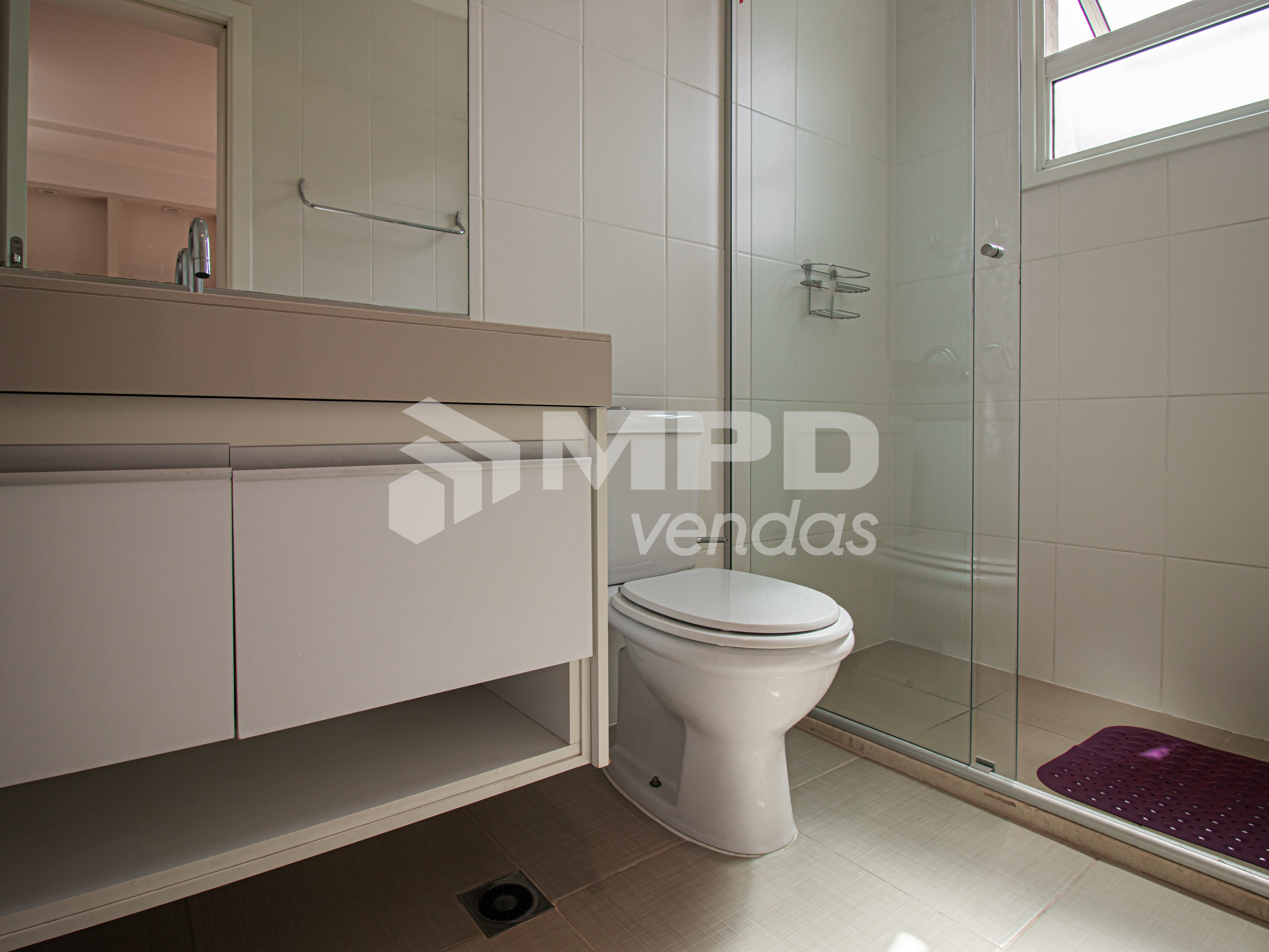 Apartamento à venda com 3 quartos, 156m² - Foto 18