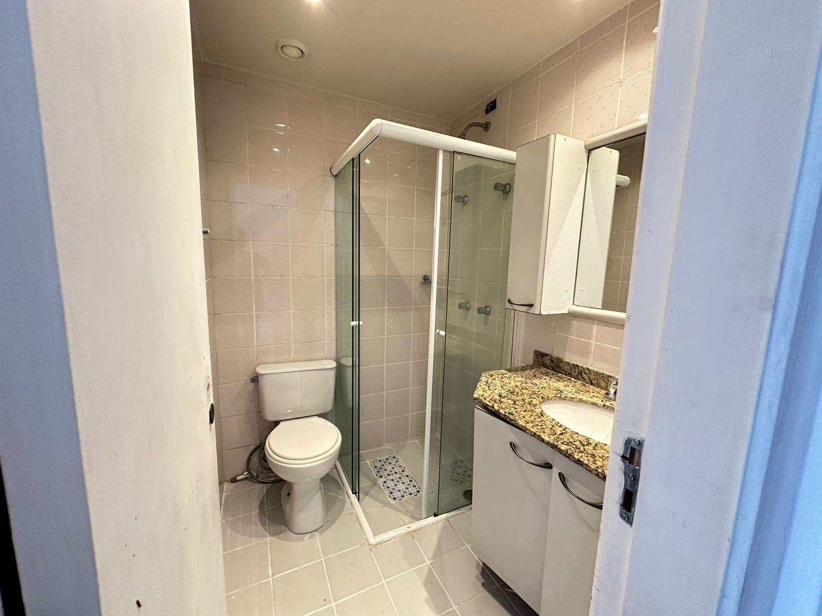 Apartamento à venda e aluguel com 2 quartos, 85m² - Foto 15