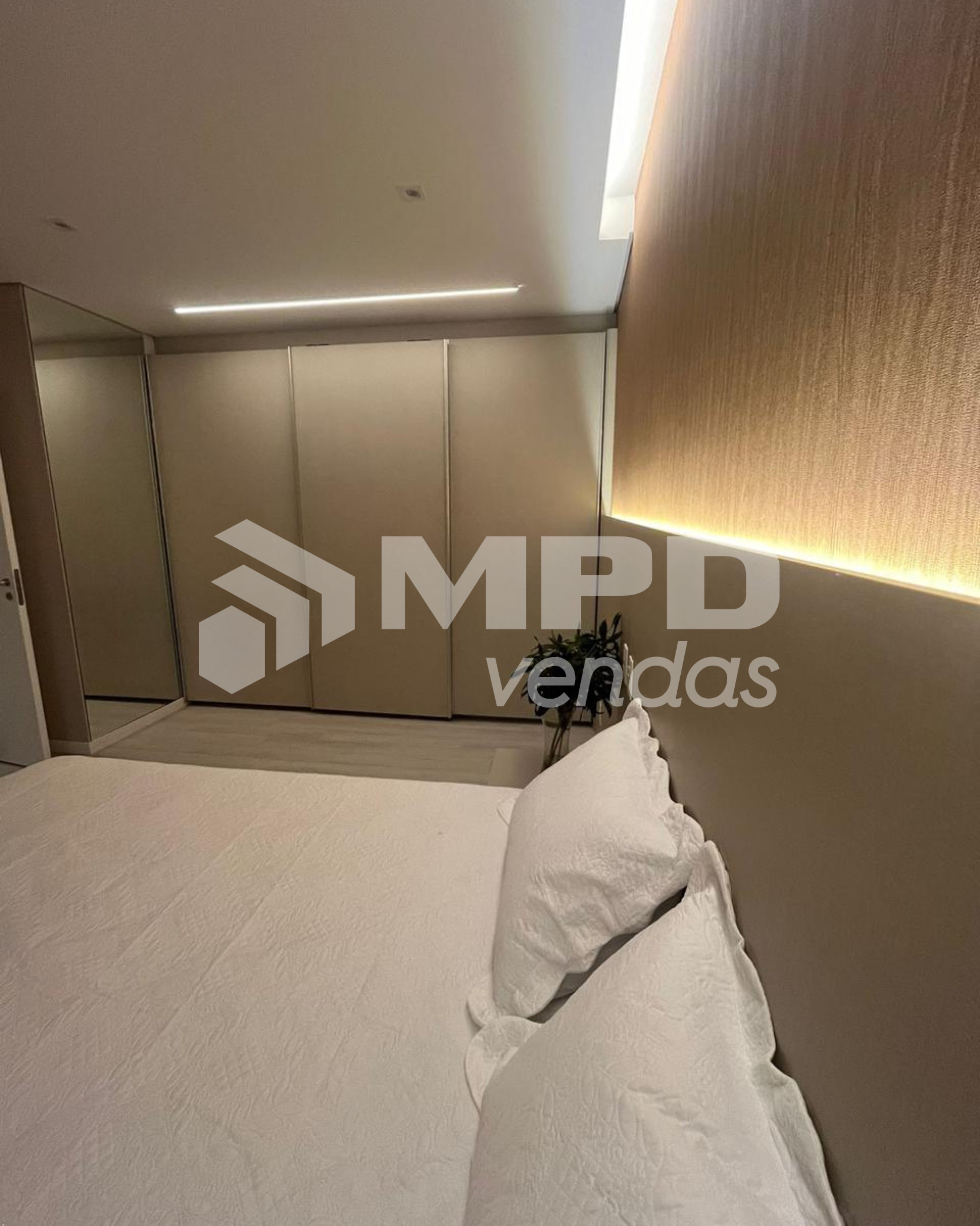 Apartamento à venda com 2 quartos, 95m² - Foto 9