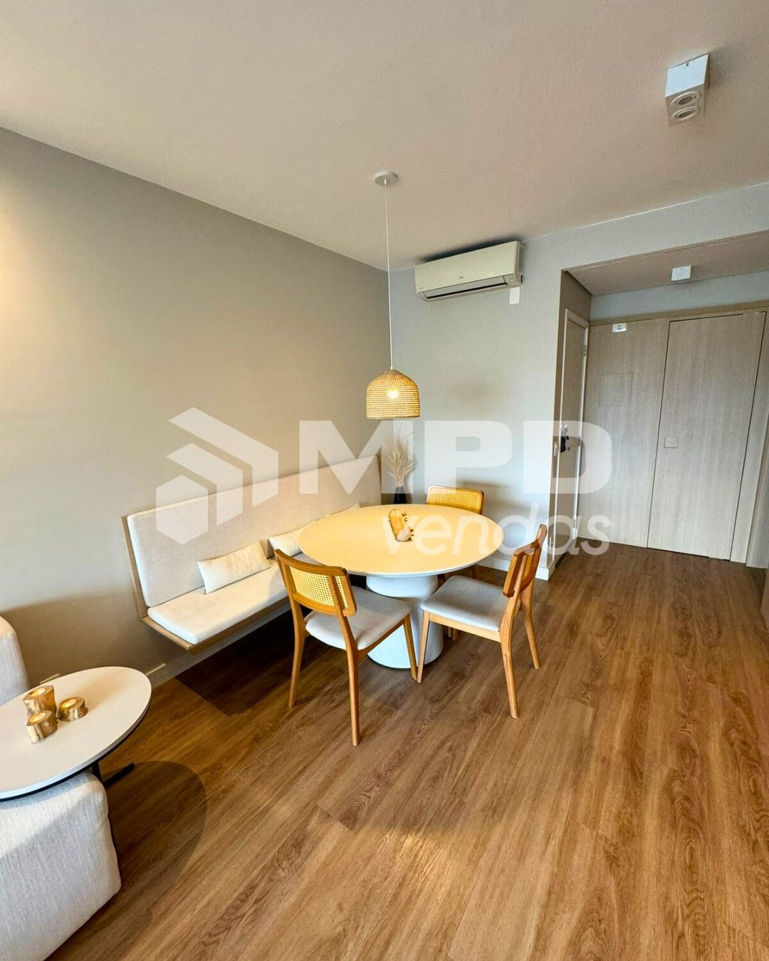 Apartamento à venda com 1 quarto, 52m² - Foto 33