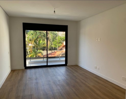 Casa à venda com 4 quartos, 276m² - Foto 13