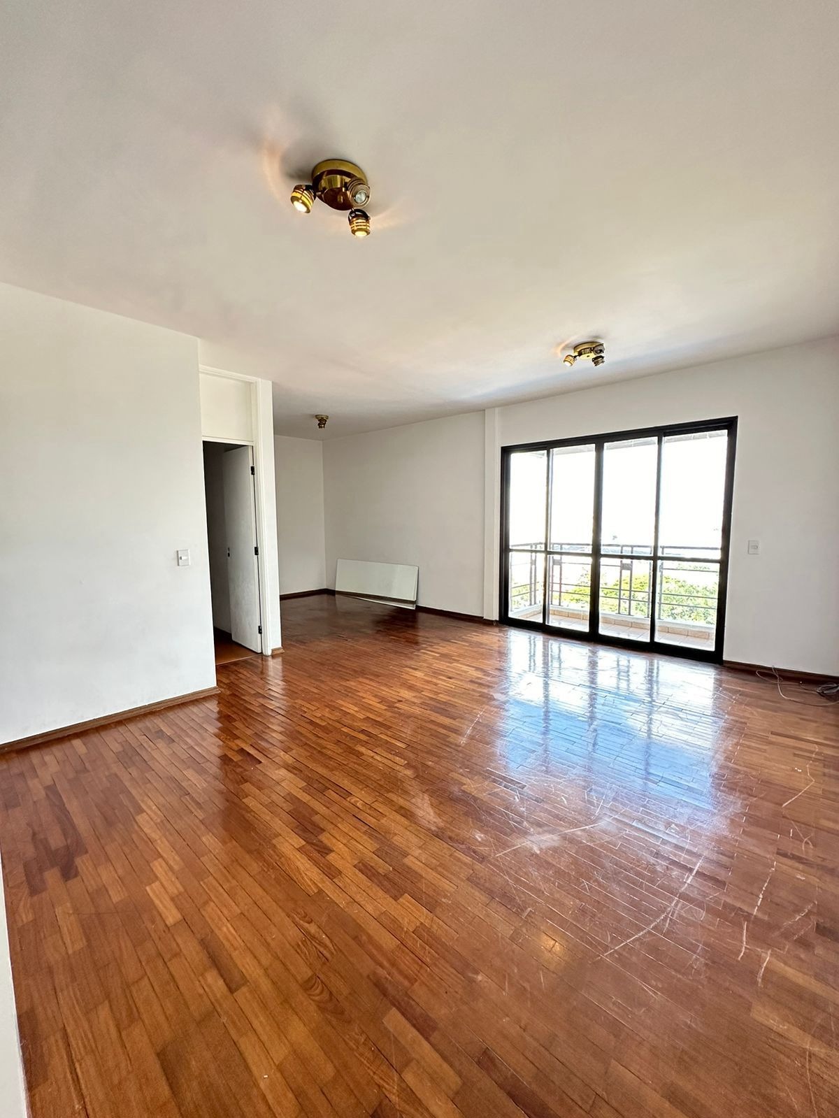 Apartamento à venda e aluguel com 2 quartos, 85m² - Foto 1