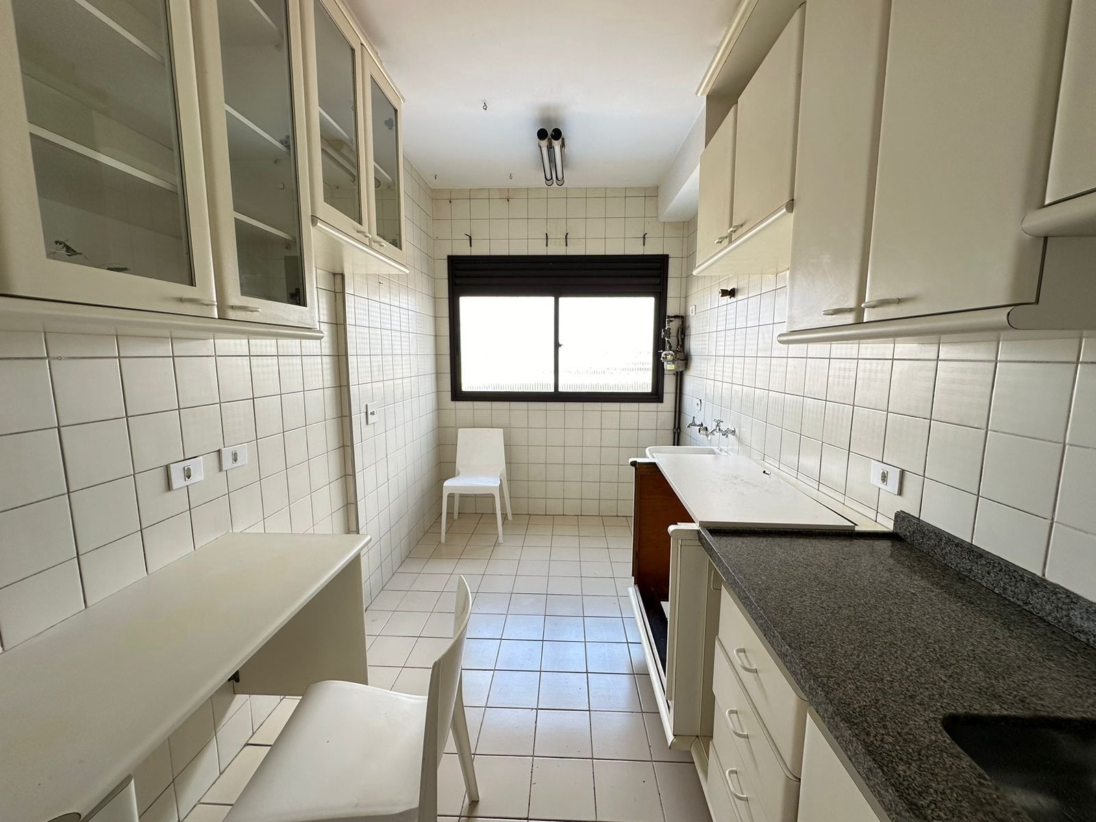 Apartamento à venda e aluguel com 2 quartos, 85m² - Foto 10