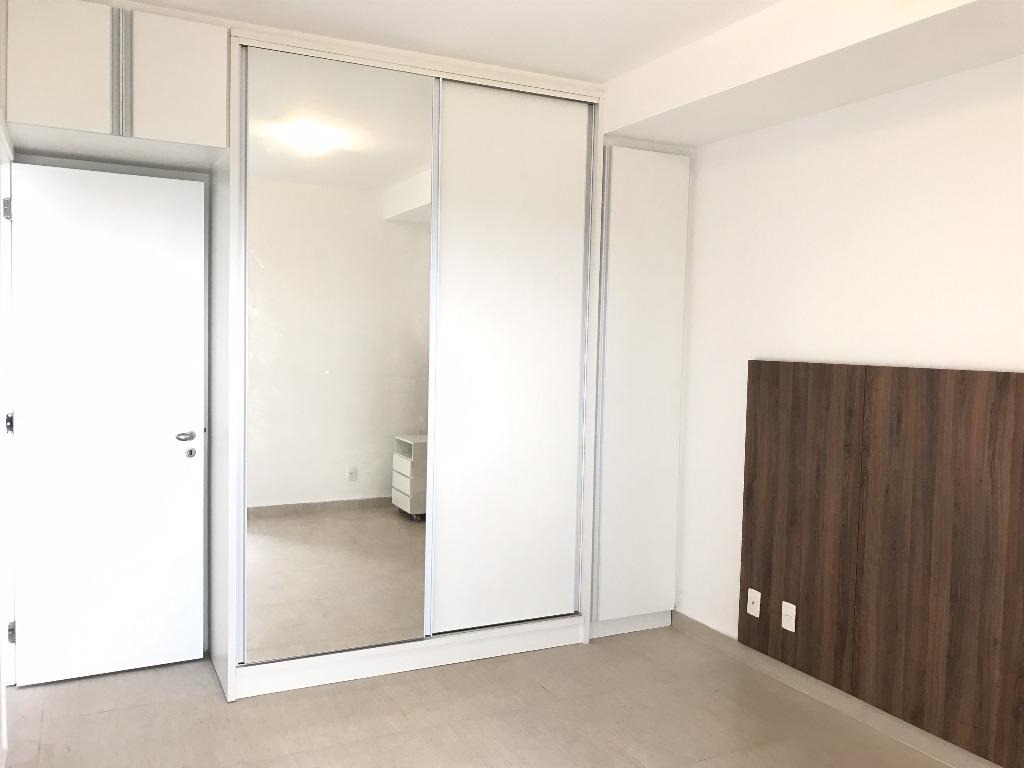 Apartamento para alugar com 1 quarto, 50m² - Foto 8