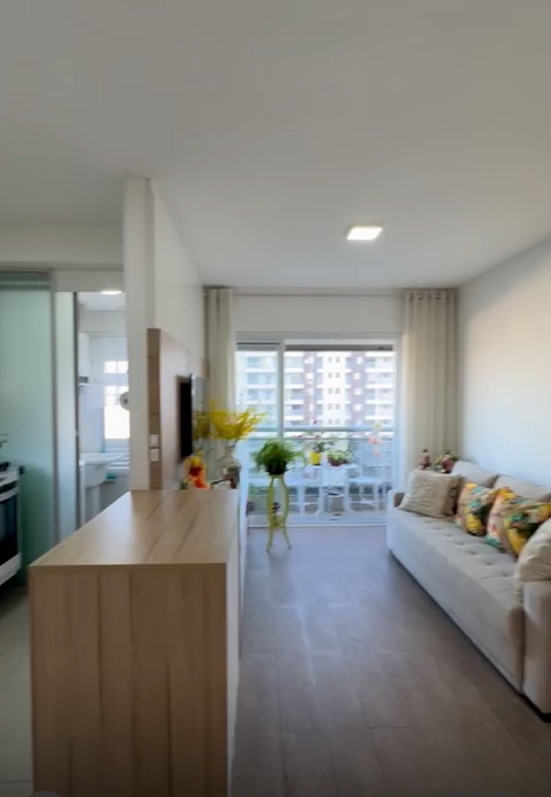 Apartamento à venda com 1 quarto, 52m² - Foto 2