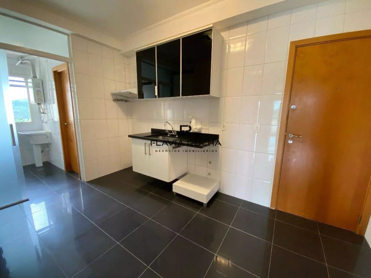 Apartamento para alugar com 3 quartos, 113m² - Foto 9