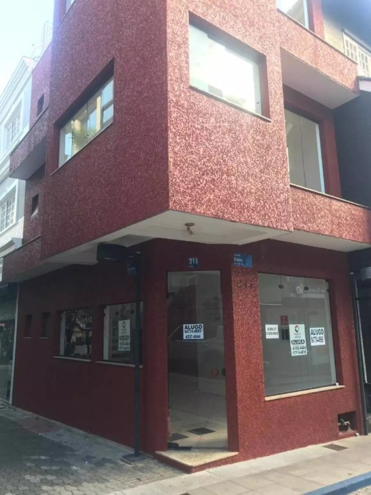 Prédio Inteiro para alugar, 96m² - Foto 2