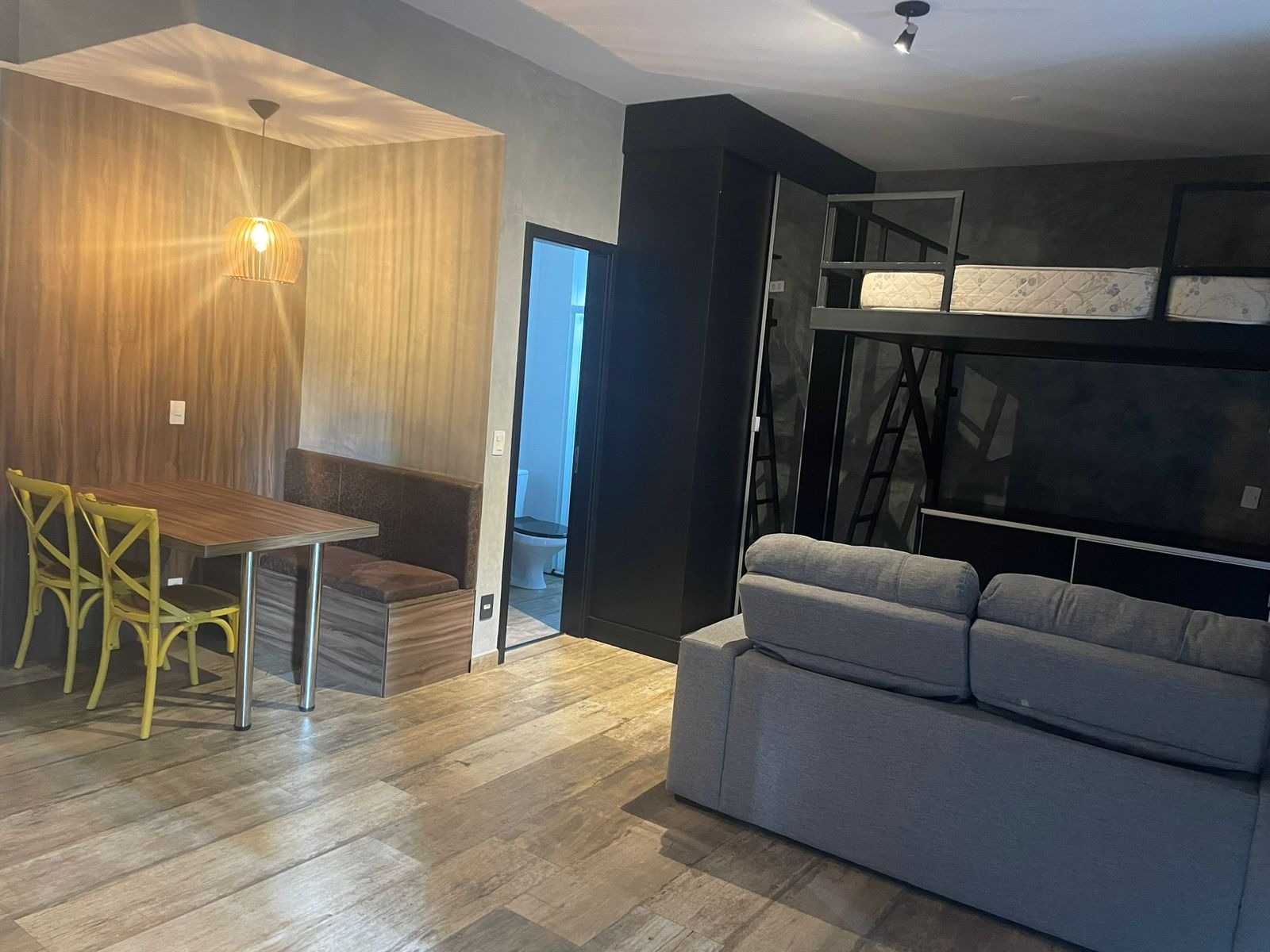 Apartamento à venda com 1 quarto, 50m² - Foto 3