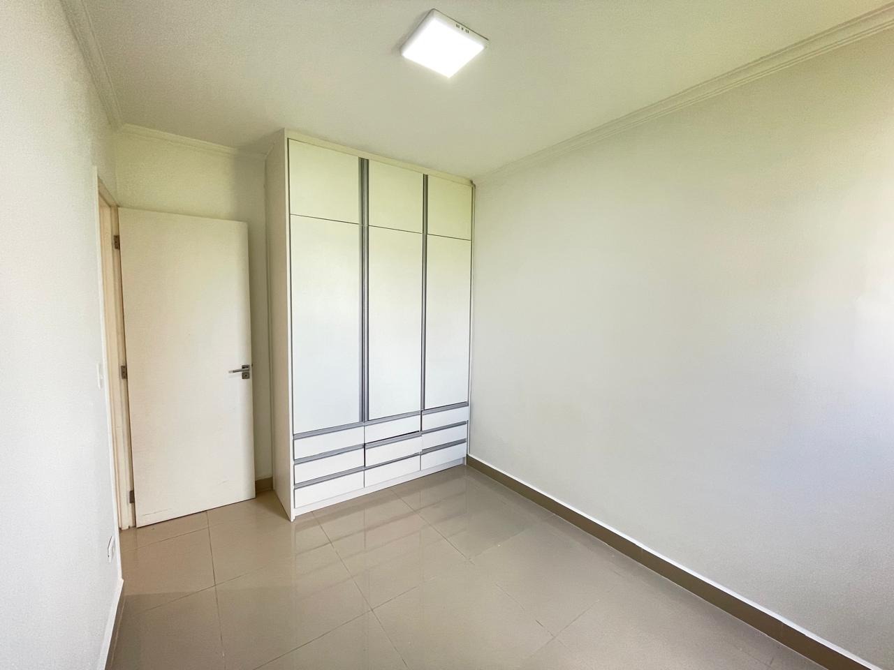 Apartamento para alugar com 3 quartos, 77m² - Foto 14