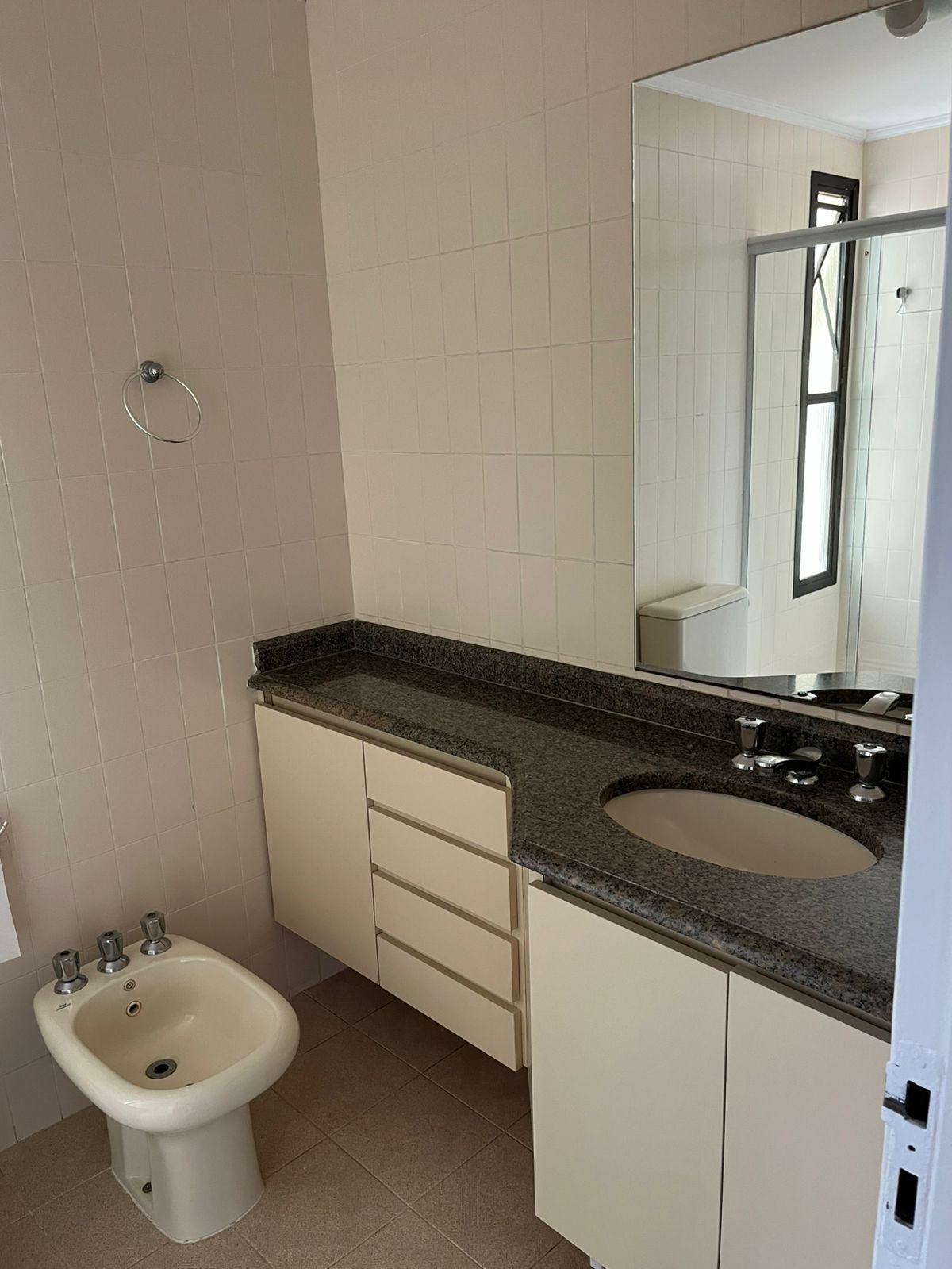 Apartamento para alugar com 3 quartos, 112m² - Foto 20