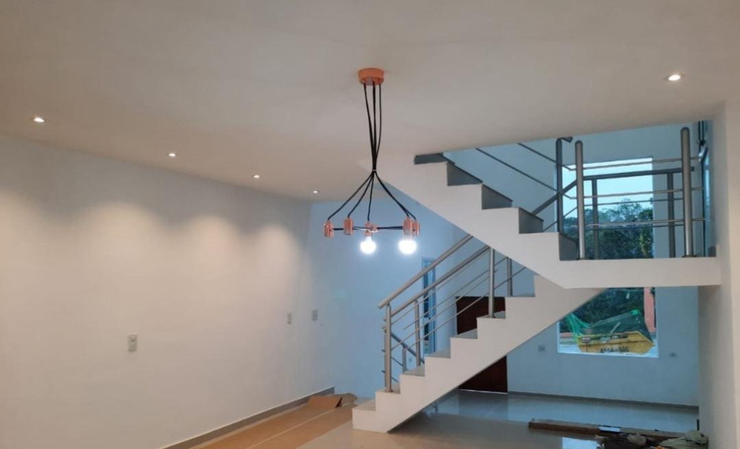 Casa à venda com 3 quartos, 217m² - Foto 5