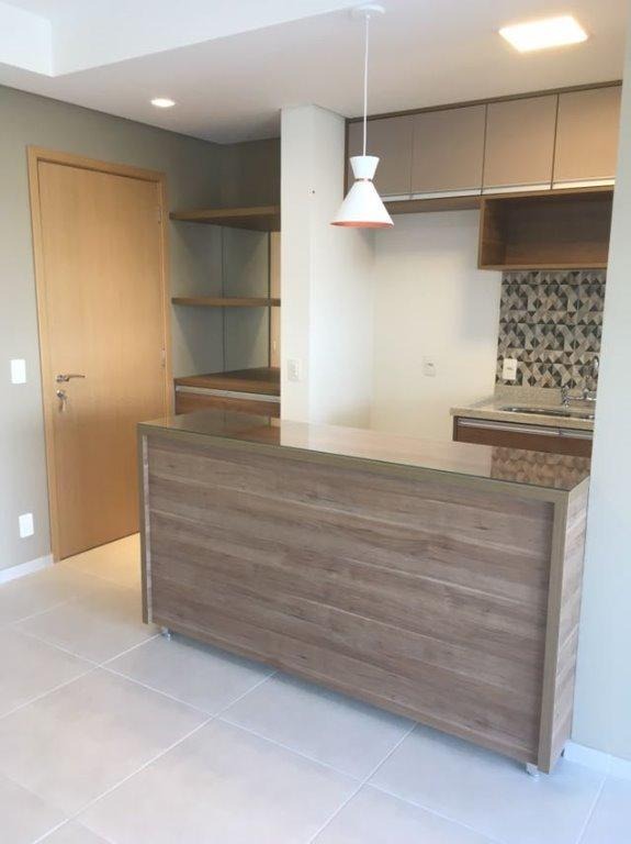 Apartamento para alugar com 1 quarto, 50m² - Foto 4