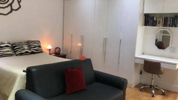 Casa à venda com 3 quartos, 380m² - Foto 17