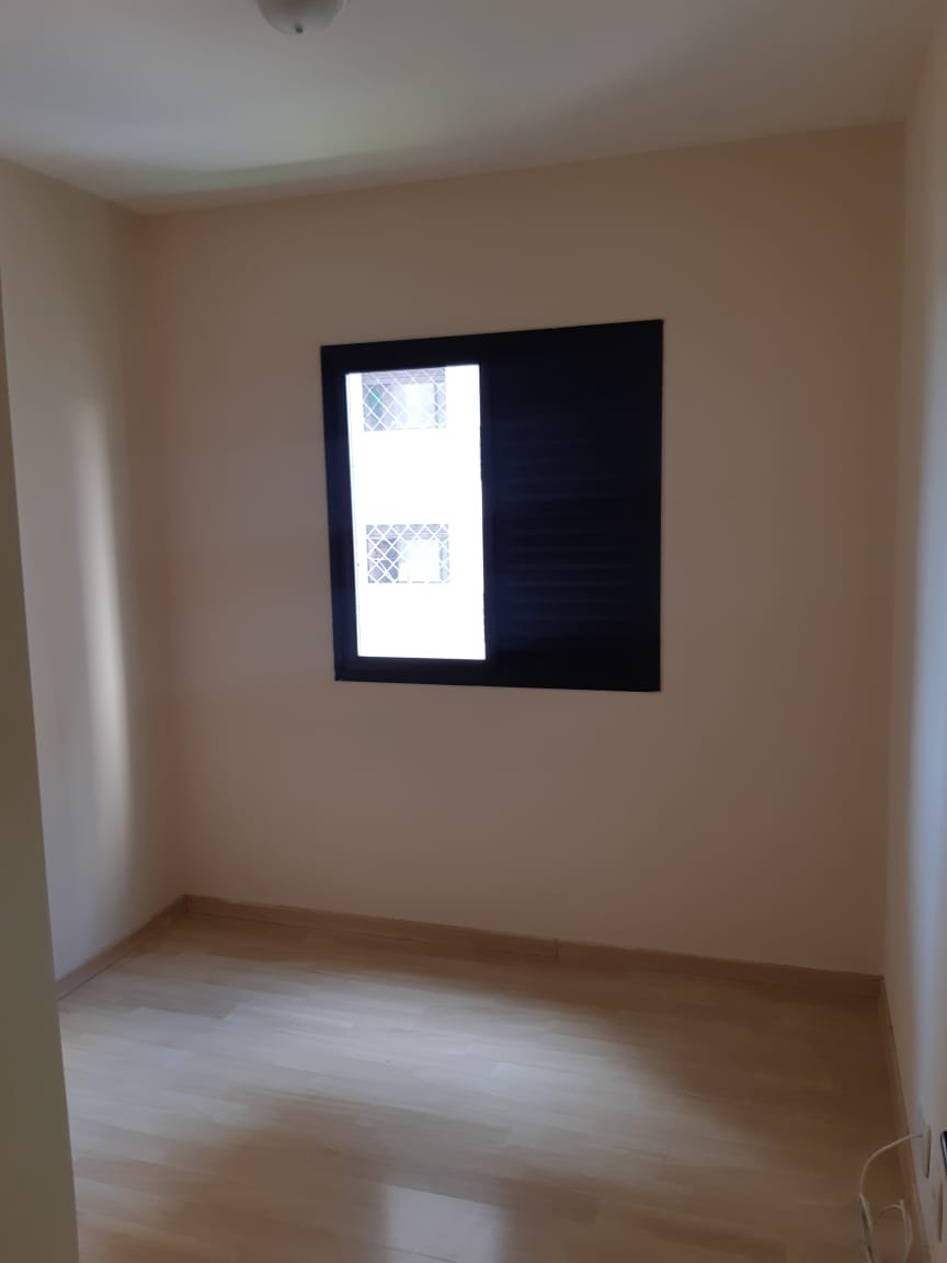 Apartamento para alugar com 3 quartos, 84m² - Foto 6