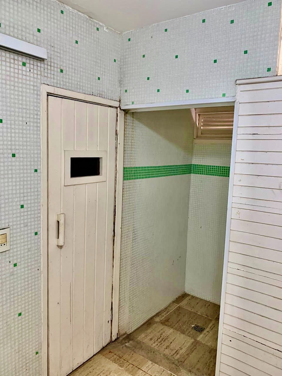 Casa de Condomínio para alugar com 4 quartos, 480m² - Foto 50