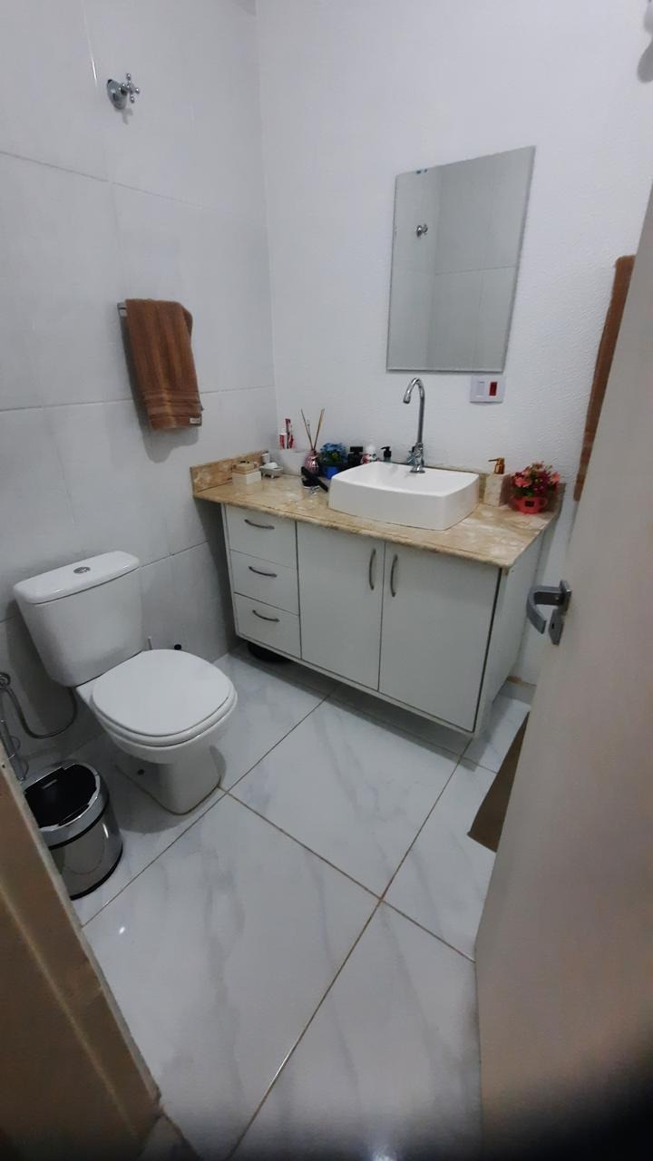 Casa à venda com 3 quartos, 217m² - Foto 25