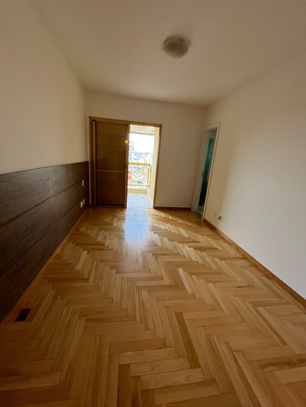 Apartamento para alugar com 3 quartos, 107m² - Foto 10