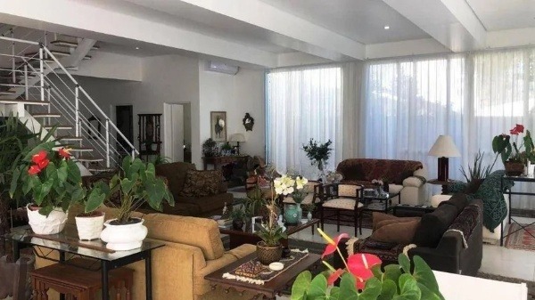 Casa à venda com 3 quartos, 380m² - Foto 11