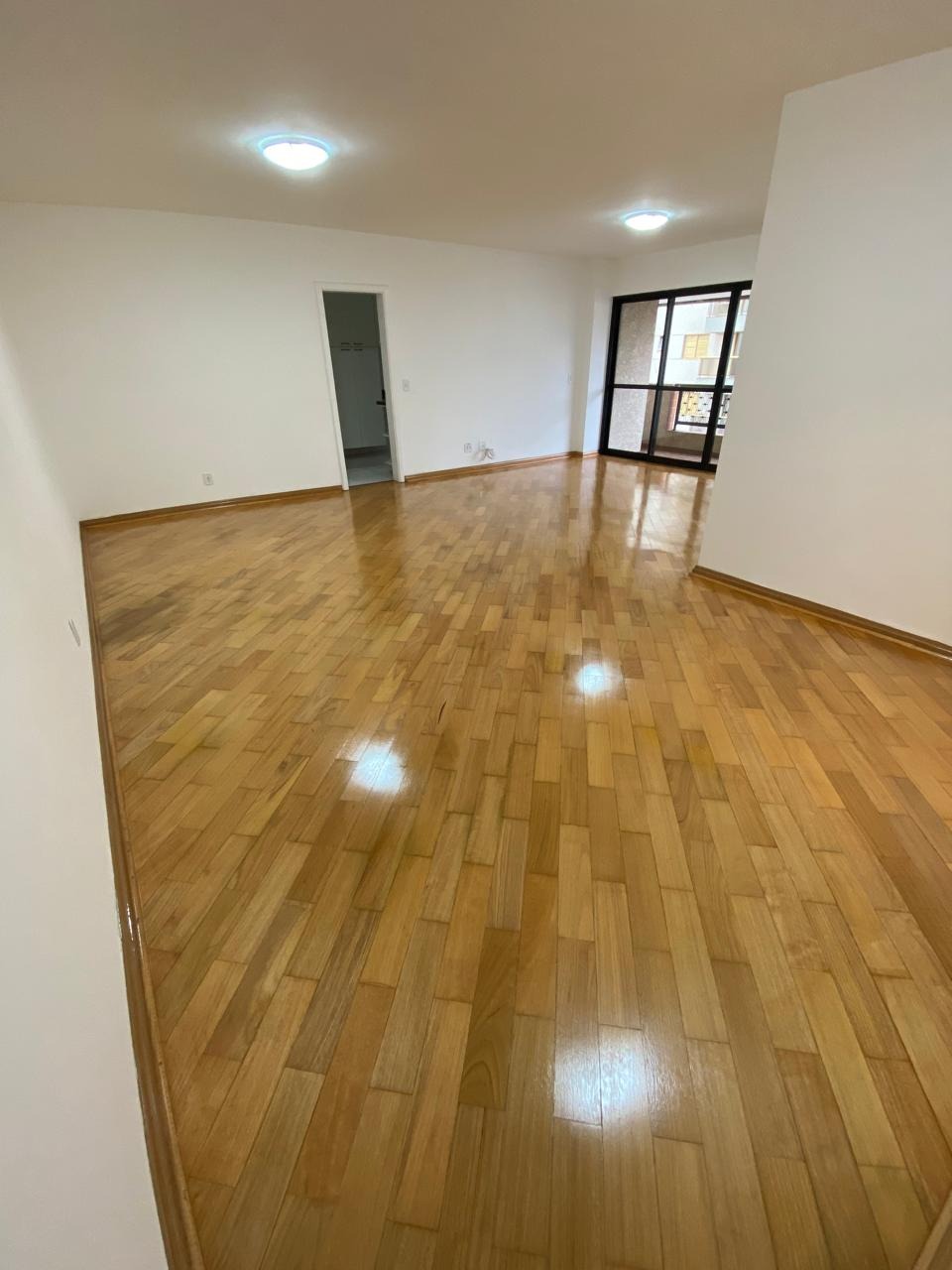 Apartamento para alugar com 3 quartos, 170m² - Foto 4