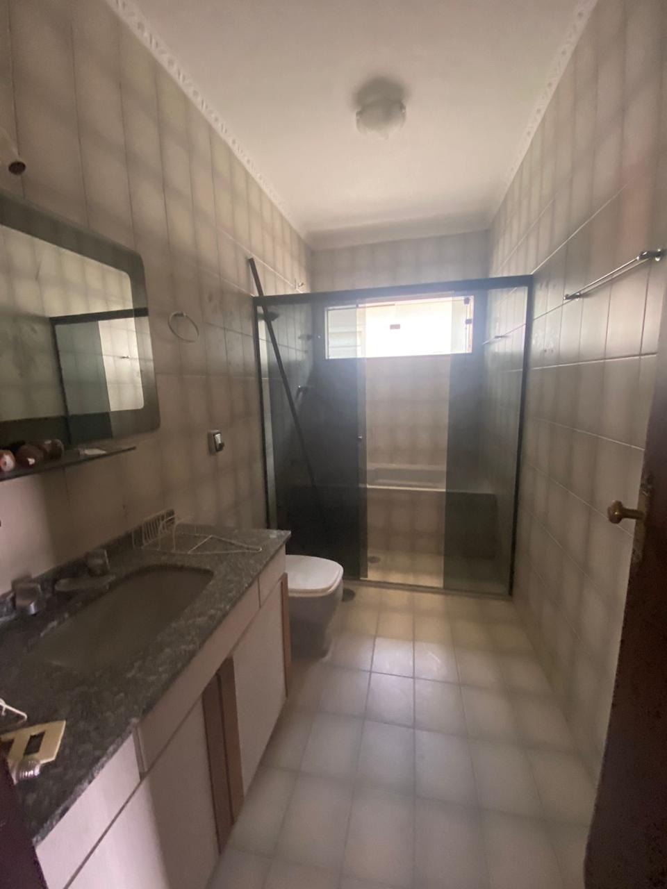 Casa de Condomínio para alugar com 4 quartos, 500m² - Foto 15