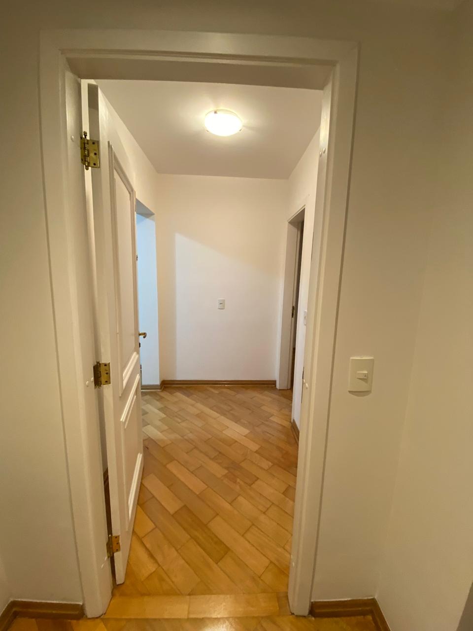 Apartamento para alugar com 3 quartos, 170m² - Foto 14