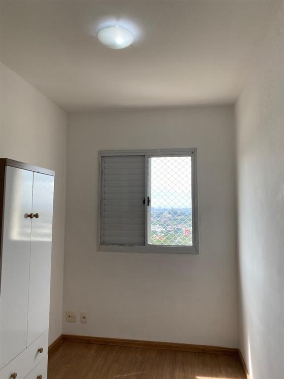 Apartamento para alugar com 3 quartos, 72m² - Foto 11