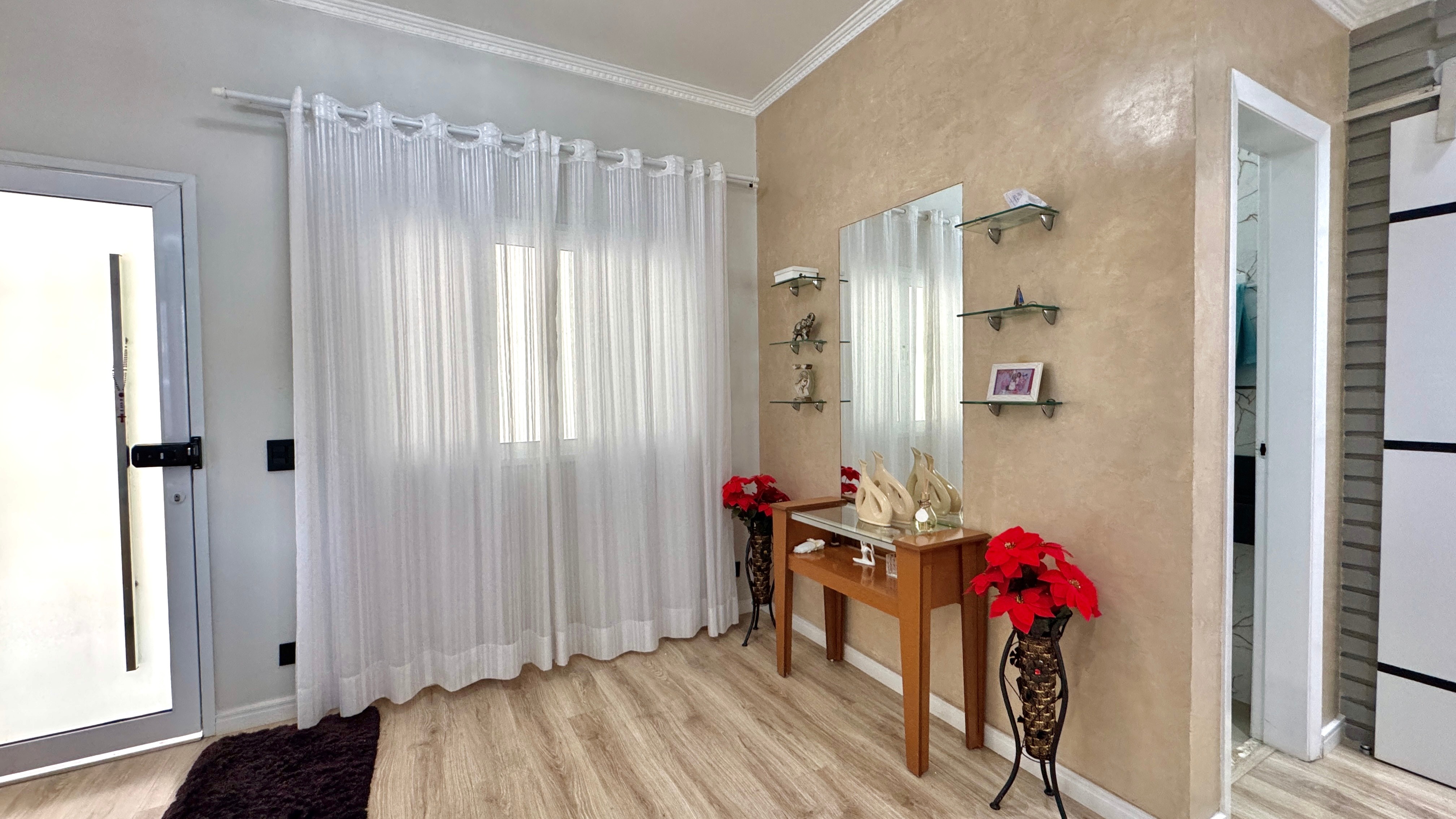 Sobrado à venda com 4 quartos, 304m² - Foto 2