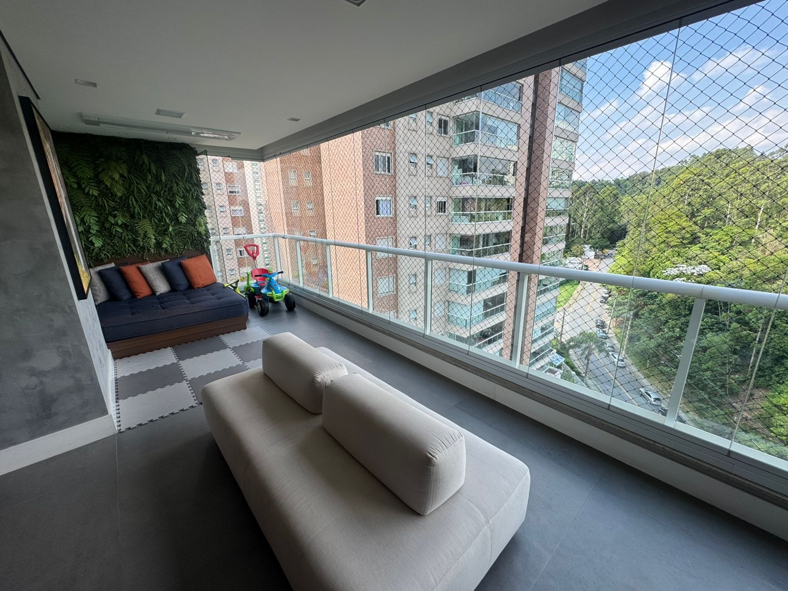 Apartamento à venda e aluguel com 3 quartos, 172m² - Foto 2